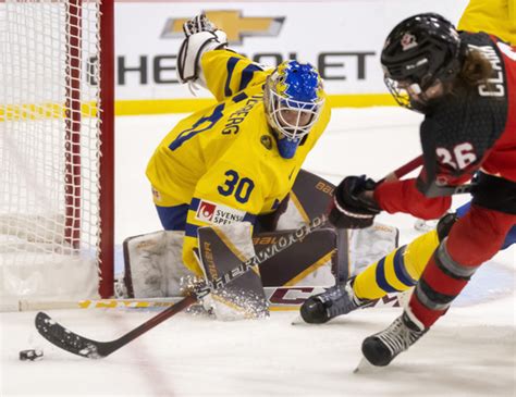 Nurse scores in OT, Canada beats Sweden 3-2 to dodge upset